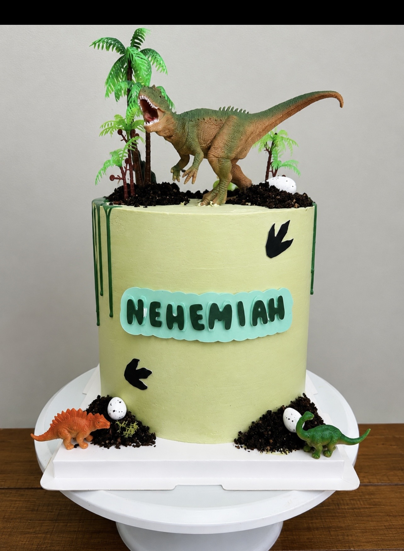 Custom Cakes
