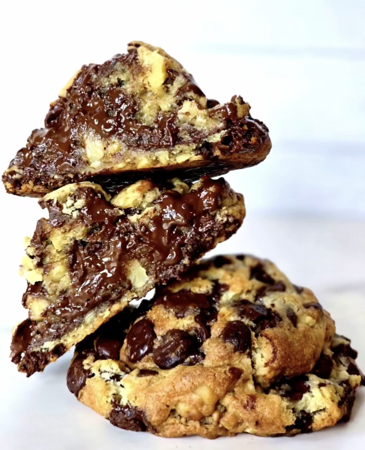 Chocolate Chip & Walnut Cookies